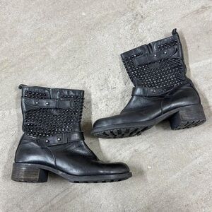 Black Stud-Embellished Mid-Calf Heeled Boots